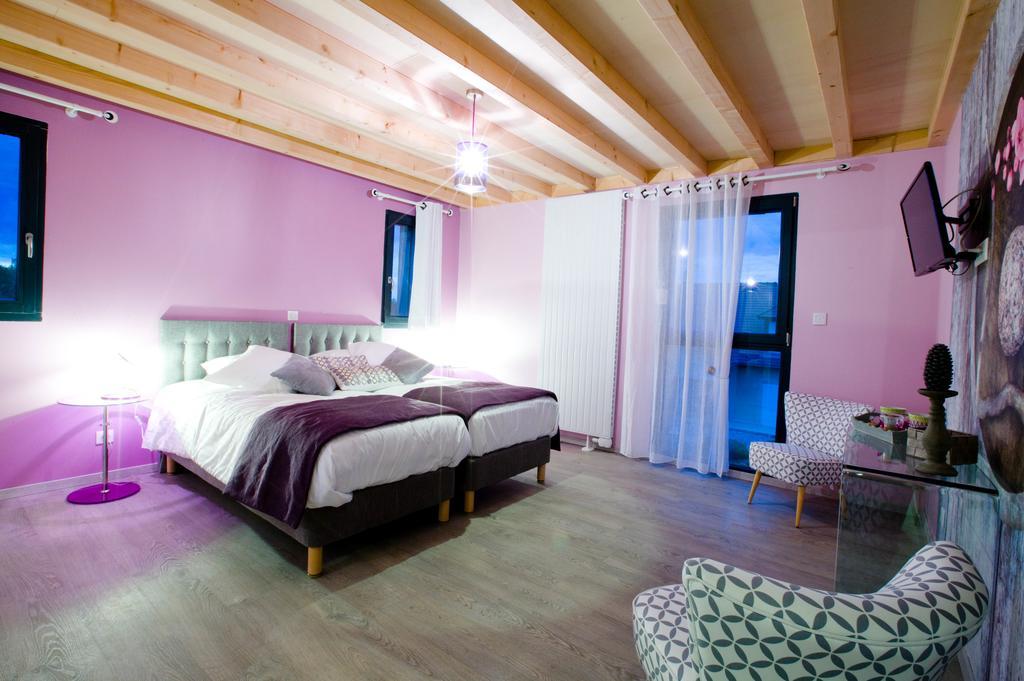 Ome Sweet Home Laubressel Ruang foto